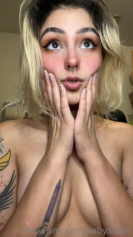 Foto di nudo di fuga di OnlyFans di Princessfireball