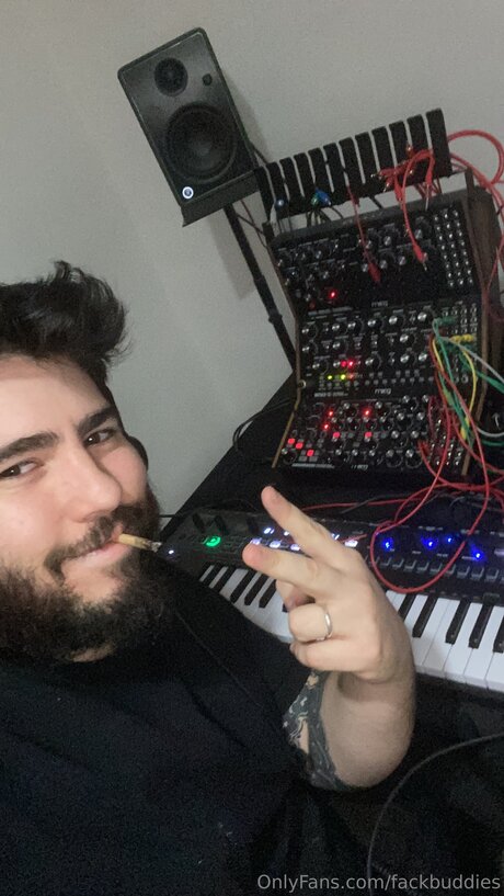 Fackbuddies naked leaks OnlyFans pic