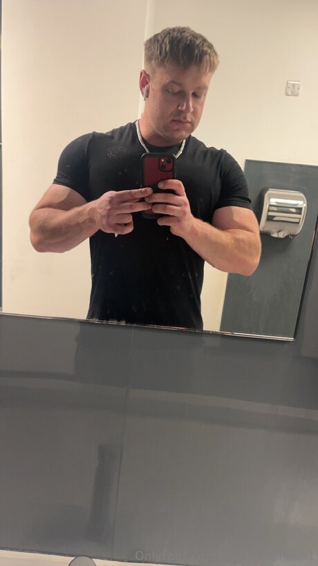 Matthewjames1 naked leaks OnlyFans pic