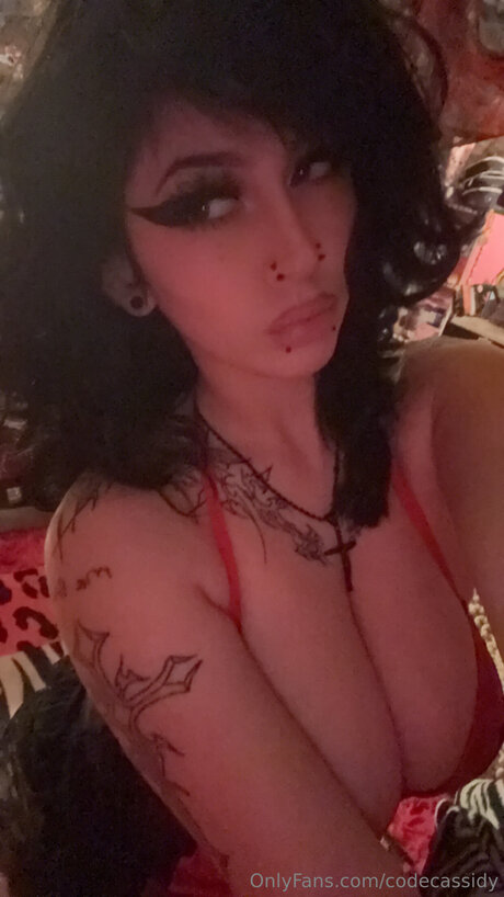 Naken lekkede OnlyFans-bilde av Codecassidy