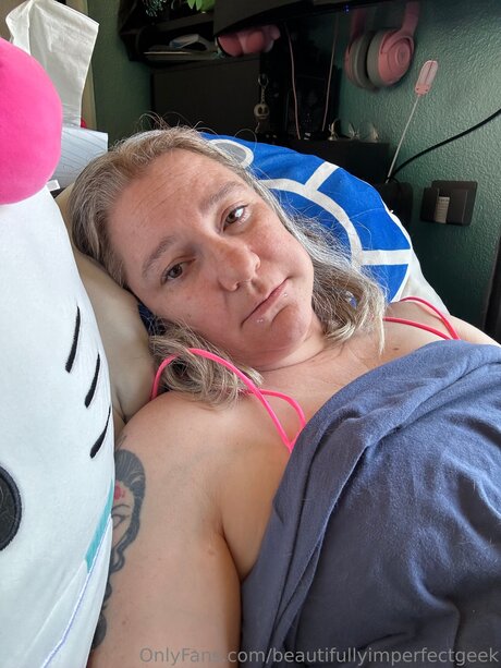 Foto di nudo di fuga di OnlyFans di Beautifullyimperfectgeek