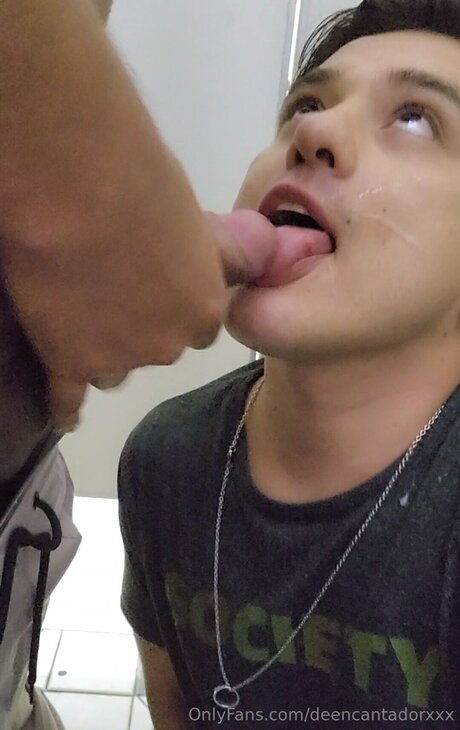 Photo nue de fuite OnlyFans de Deencantadorxxx