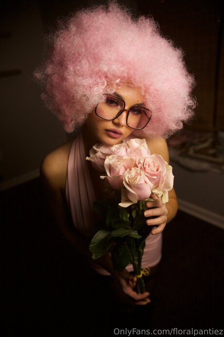 Floralpantiez OnlyFansリークヌード写真