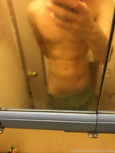 Nahá fotka uniklých OnlyFans od Justinicholas90