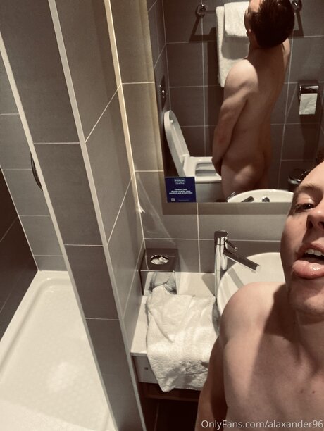 Обнаженная фотография утечки OnlyFans от Haribo96