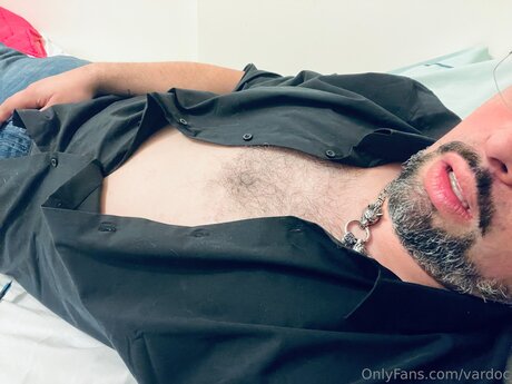 Foto desnuda filtrada de OnlyFans de Vardoc