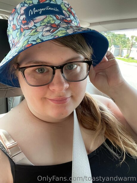 Обнаженная фотография утечки OnlyFans от Toastyandwarm