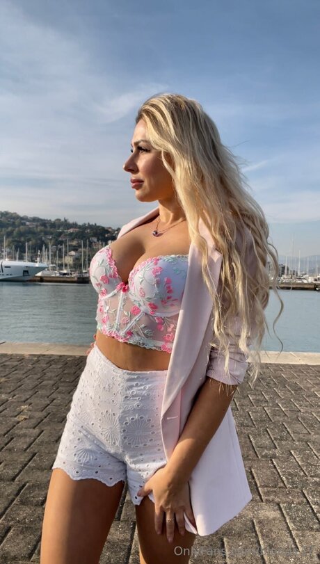 Nahá fotka uniklých OnlyFans od Blonde37