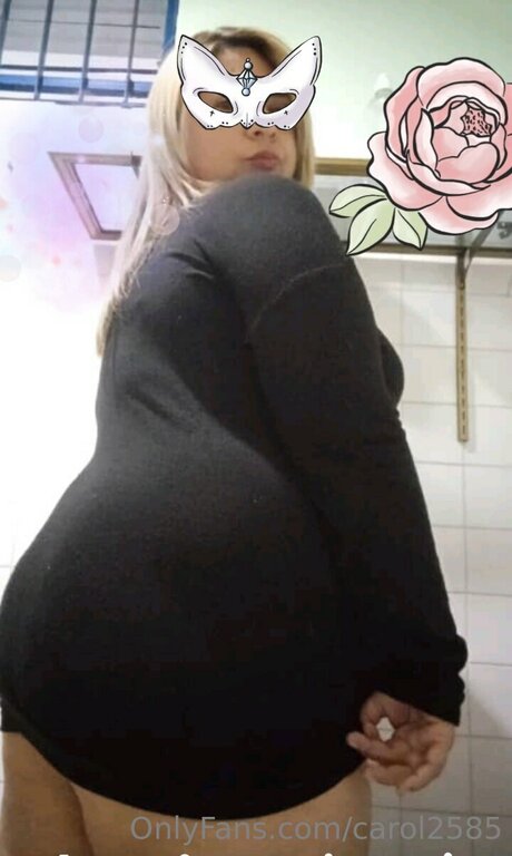 Photo nue de fuite OnlyFans de Carol2585
