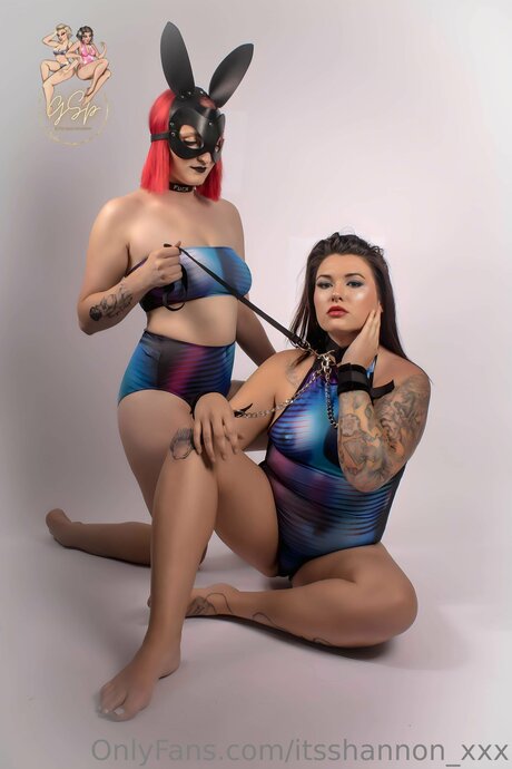 Naakte gelekte OnlyFans-foto van Itsshannon Xxx