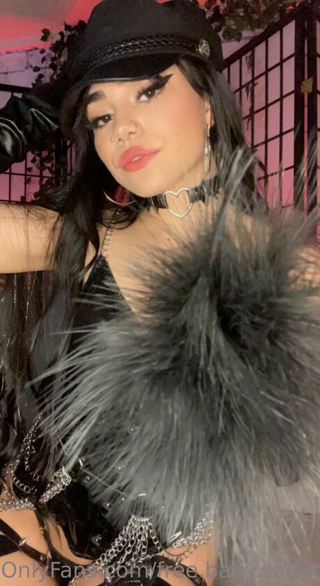 Foto di nudo di fuga di OnlyFans di Free Baby Satine