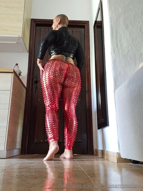 Nahá fotka uniklých OnlyFans od Tattoosemmafree