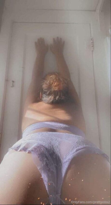 Nacktes geleaktes OnlyFans-Foto von Prettyviiix2