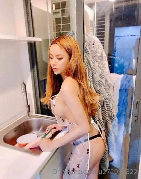 Nahá fotka uniklých OnlyFans od Sabinamillee