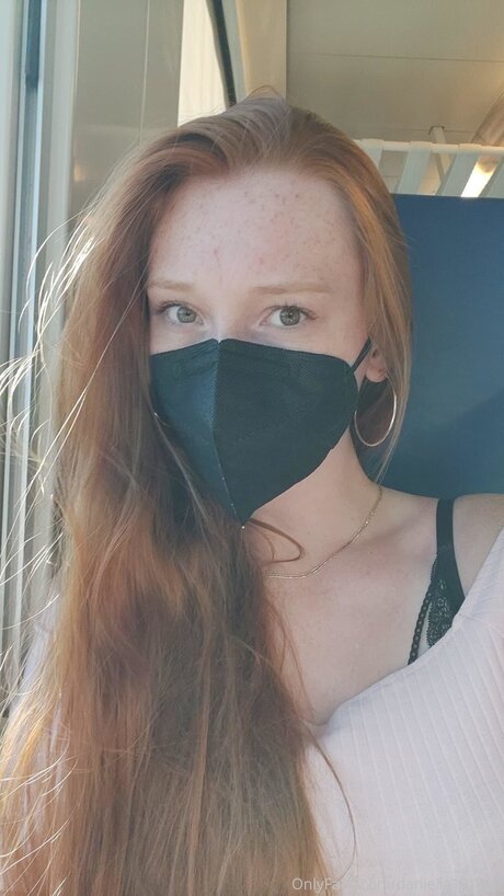 Naken lekkede OnlyFans-bilde av Daniella191198