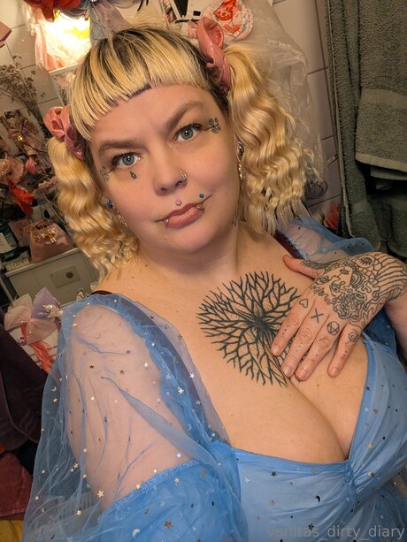 Обнаженная фотография утечки OnlyFans от Vanitas Dirty Diary