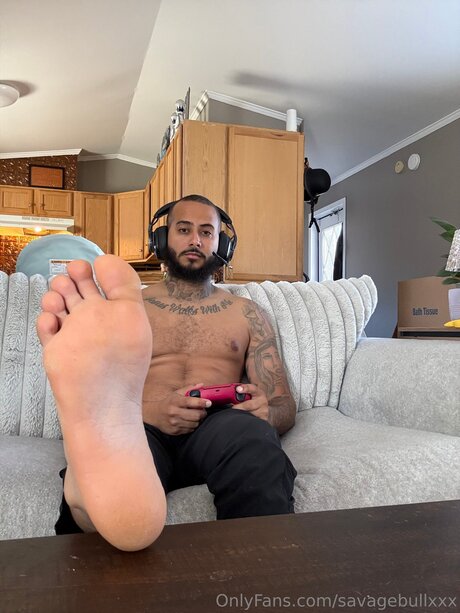 Foto di nudo di fuga di OnlyFans di Savagebullxxx