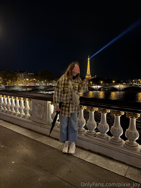 Foto di nudo di fuga di OnlyFans di Pixie Joy