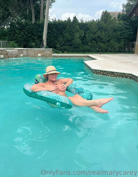 Nacktes geleaktes OnlyFans-Foto von Mary Carey