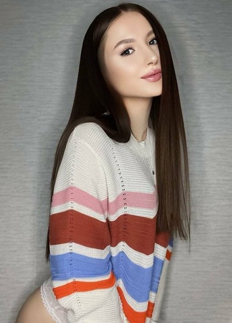 Naakte gelekte OnlyFans-foto van Lizkameaw