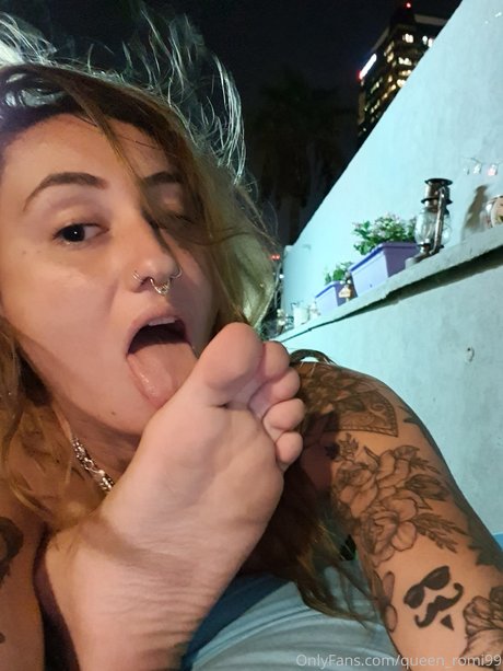 OnlyFans-model Mistress Romi