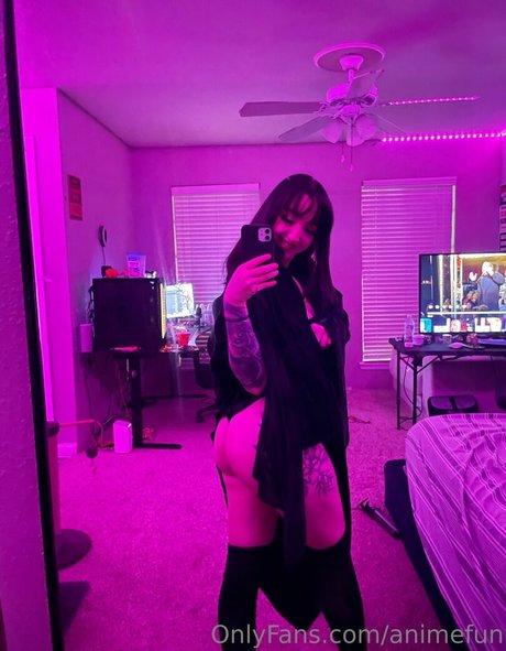 Обнаженная фотография утечки OnlyFans от Krissysama