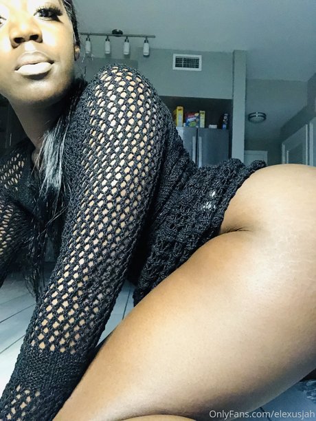 Nacktes geleaktes OnlyFans-Foto von Jah Elexus