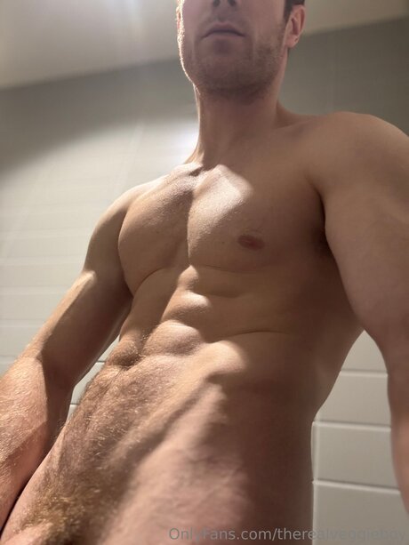 Alasti lekkinud OnlyFans-i pilt Therealveggieboy