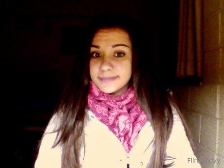 Alasti lekkinud OnlyFans-i pilt Bellathecat