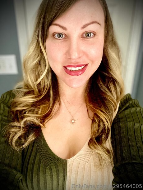 Nahá fotka uniklých OnlyFans od U295464005