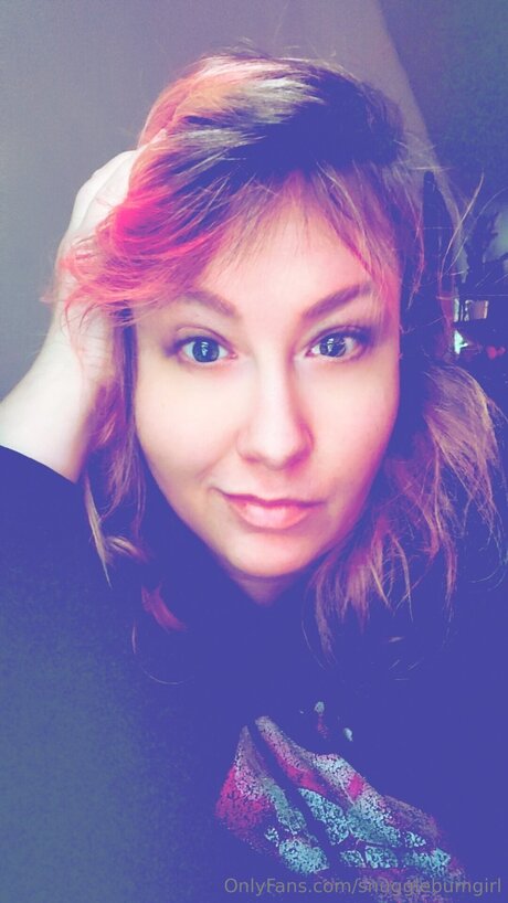 OnlyFans-model Snugglebumgirl