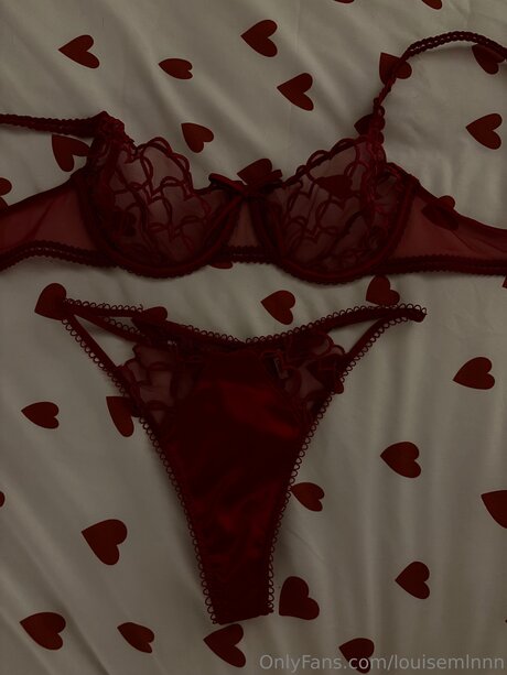 Naken lekkede OnlyFans-bilde av Louisemlnnn