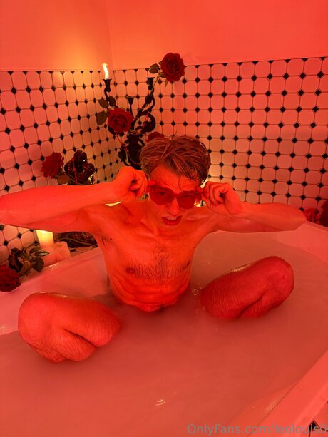 Naken lekkede OnlyFans-bilde av Leolouis0