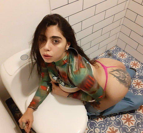 Naken lekkede OnlyFans-bilde av Natythiam