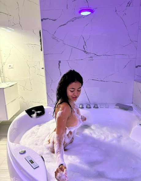 Photo nue de fuite OnlyFans de Meritharanda