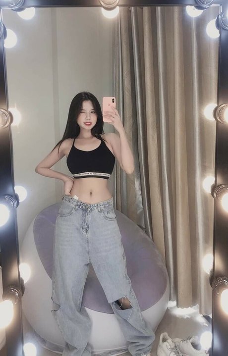 Foto desnuda filtrada de OnlyFans de Yiyi