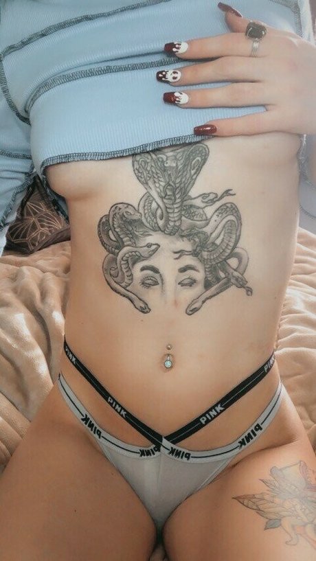 Tayaliz OnlyFans泄露裸照