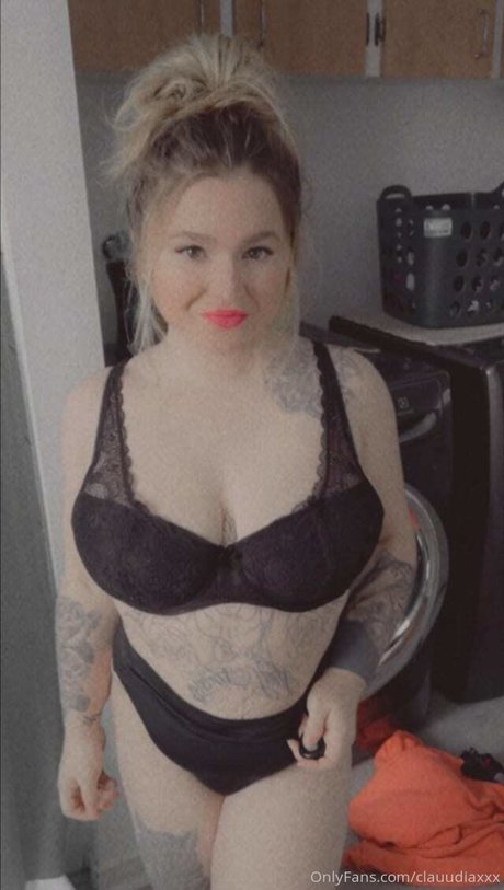 Обнаженная фотография утечки OnlyFans от Claudia Lussier