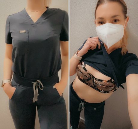 Naakte gelekte OnlyFans-foto van Nicole