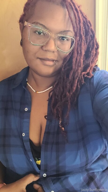 Nacktes geleaktes OnlyFans-Foto von Plantmamajaz