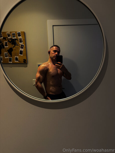 Nacktes geleaktes OnlyFans-Foto von Woahasmr