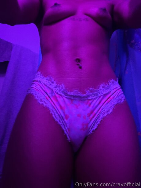 Alasti lekkinud OnlyFans-i pilt Crayofficial