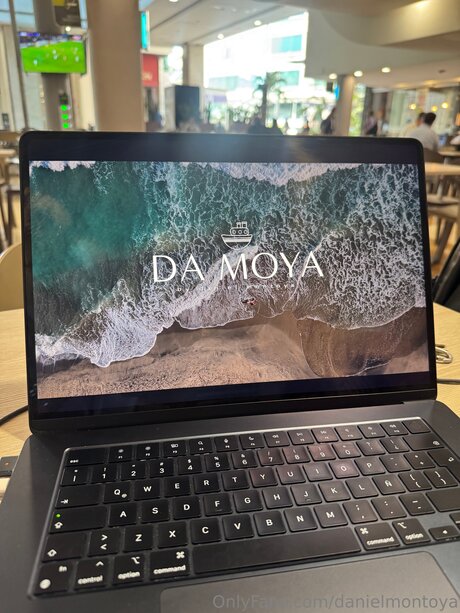 Alasti lekkinud OnlyFans-i pilt Danielmontoya