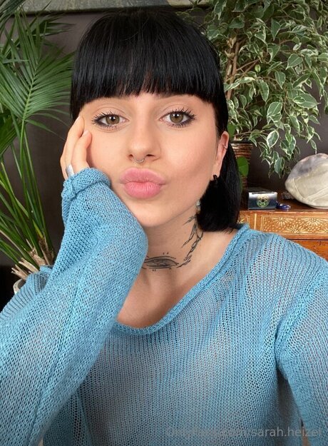 Nacktes geleaktes OnlyFans-Foto von Sarah Heizel