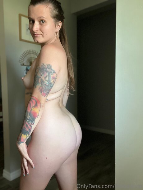 Nacktes geleaktes OnlyFans-Foto von Itssadievip