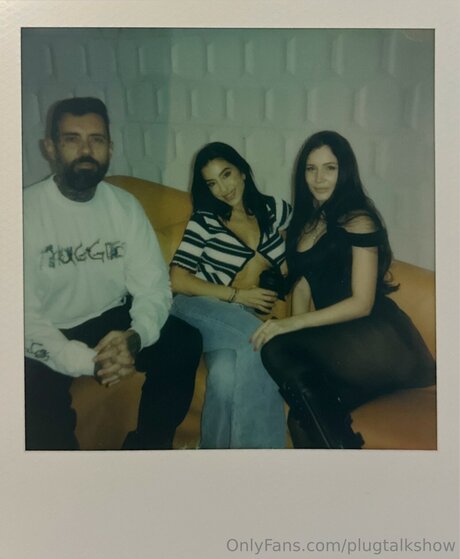 Обнаженная фотография утечки OnlyFans от Plugtalkshow