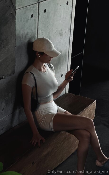 Nacktes geleaktes OnlyFans-Foto von Sasha Araki Vip