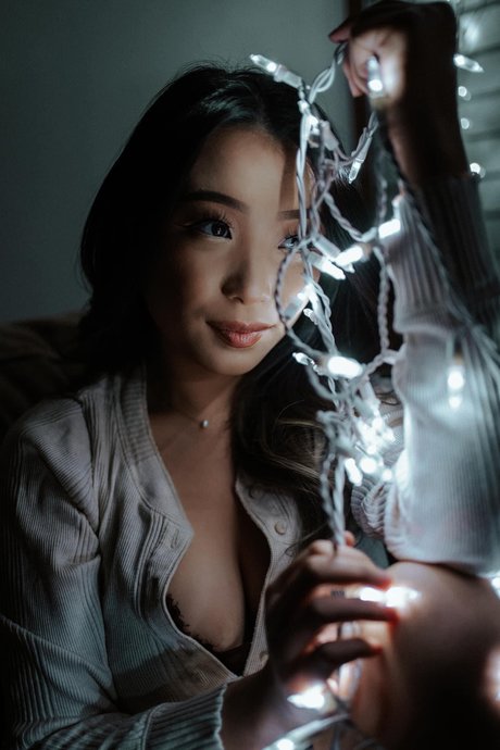 Lizzie Vang OnlyFans泄露裸照