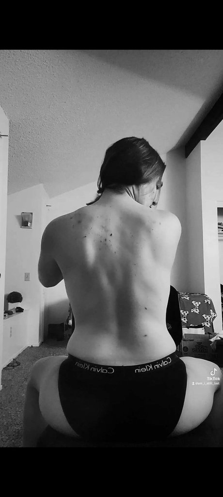 Nahá fotka uniklých OnlyFans od Brunette Beauty86