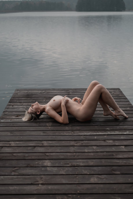 Обнаженная фотография утечки OnlyFans от Aleksandraka